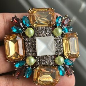 Elegant Multicolor Gemstone Brooch
